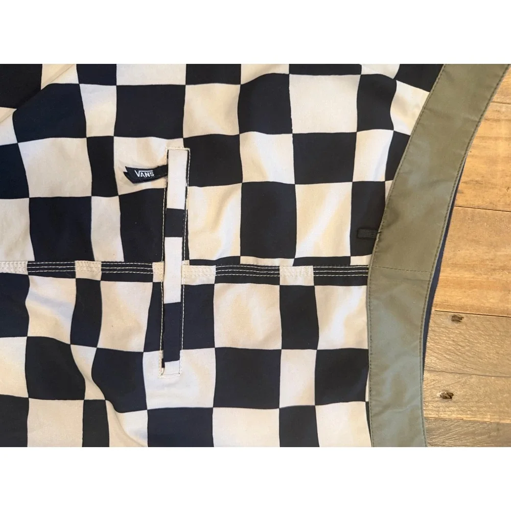 Vans Checkered Surf & Street Bundle Boardshorts + Classic Vans Like new M12 M38